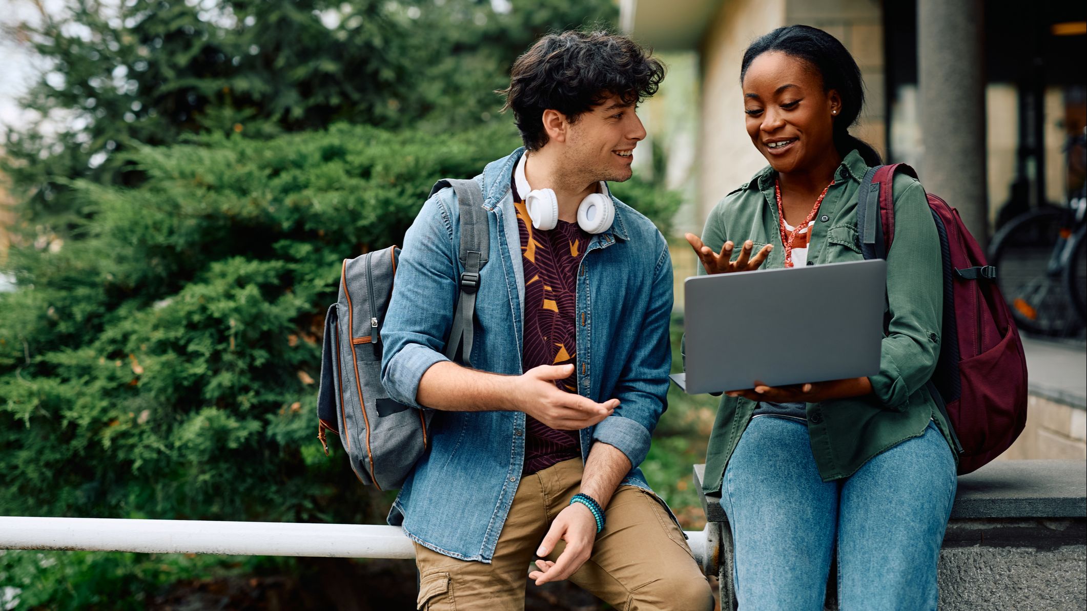 Å rapportere prop firm-aktivitet som næringsvirksomhet er i utgangspunktet en oversiktlig og strukturert prosess. Når klassifiseringen først er på plass, følger rapporteringen velkjente prinsipper fra regnskap og virksomhetsbeskatning. For tradere betyr dette mindre kompleksitet enn forventet – og en mer forutsigbar skattemessig behandling