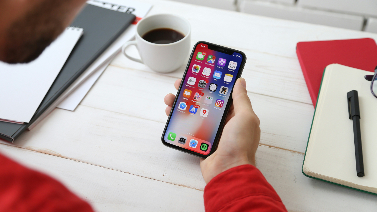 phone organization, digital clutter, clutter, organized device