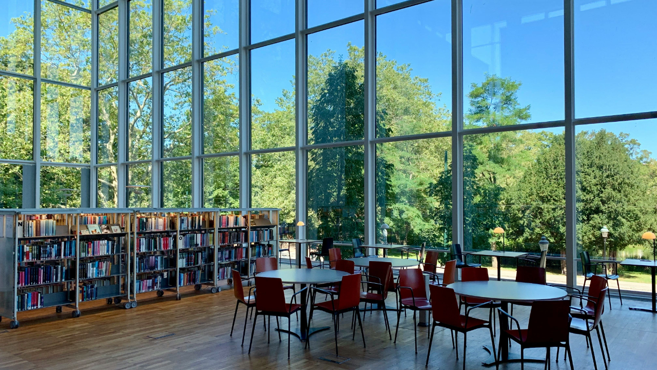 yliopisto, opiskelupaikka, muistiinpanojen tekmeminen