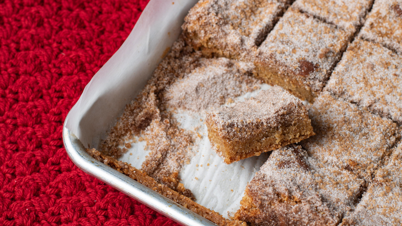 Chai Spiced Snickerdoodle Bars