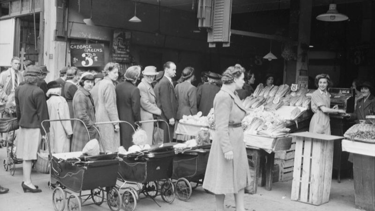 a picture of a ration stand