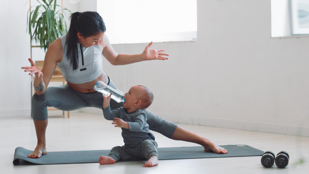 Postnatal woman progressing through stages of fitness after birth,  returning to exercise after birth, postnatal fitness stages, when to start exercising after having a baby, postpartum workout progression