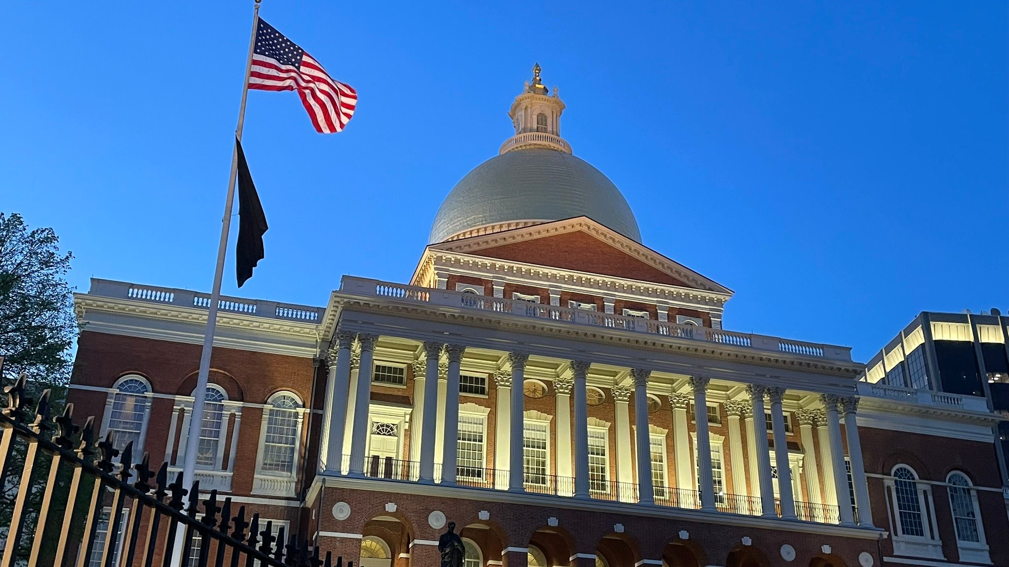 Massachusetts State House