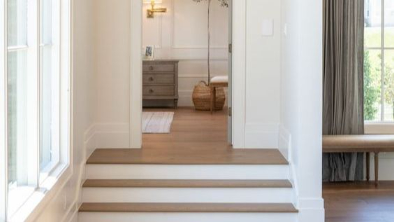 What colour do I paint my skirting boards and architraves