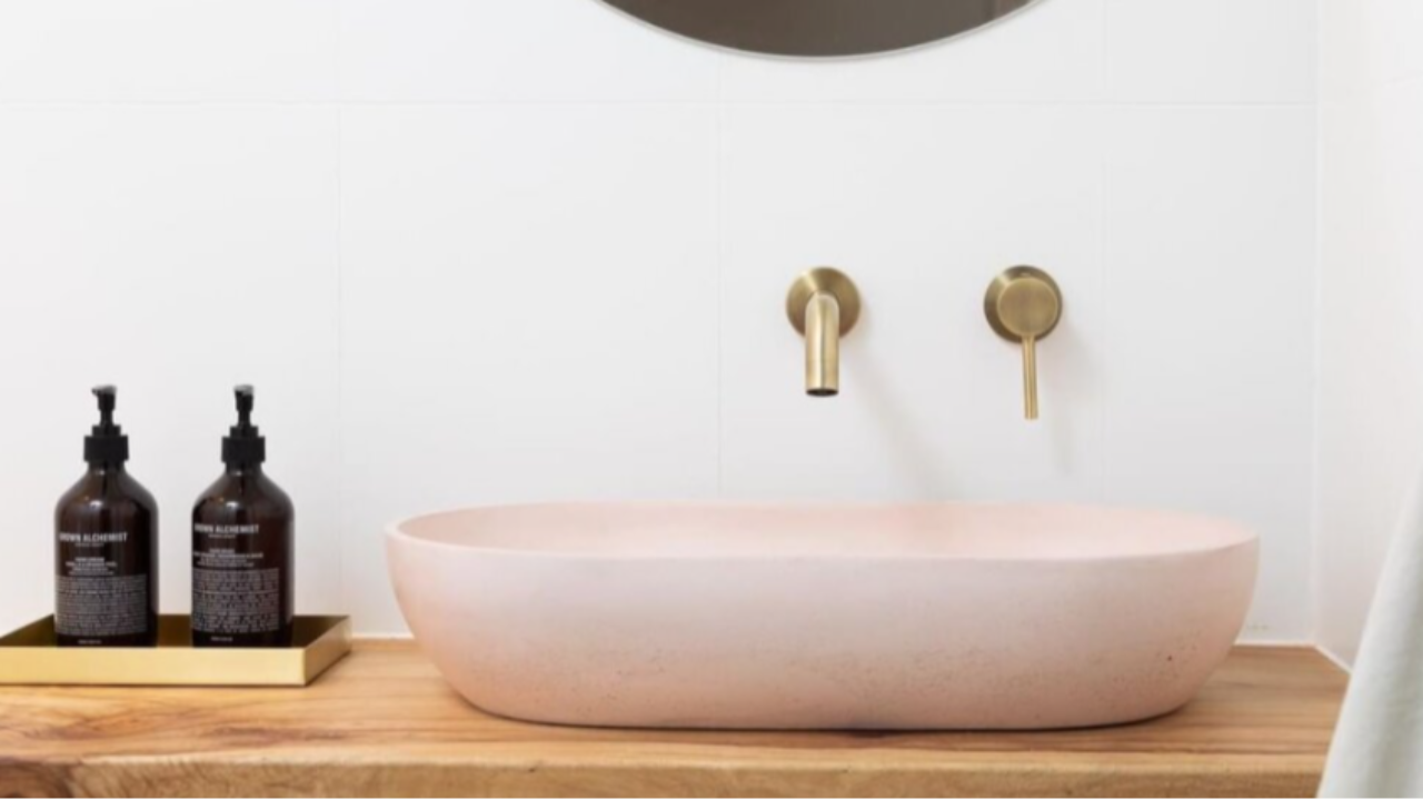 How to use a Nude Colour Palette