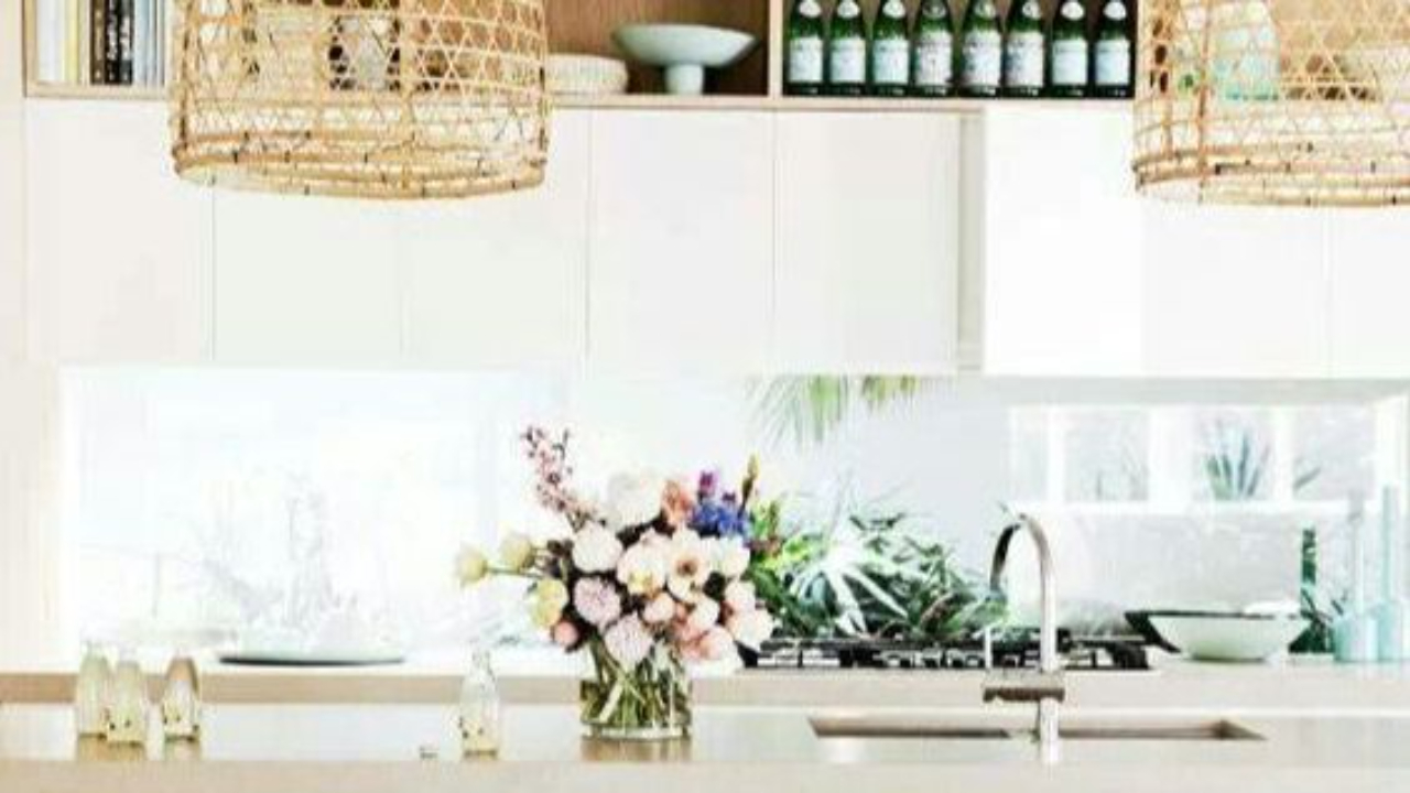 How to create a classic white kitchen