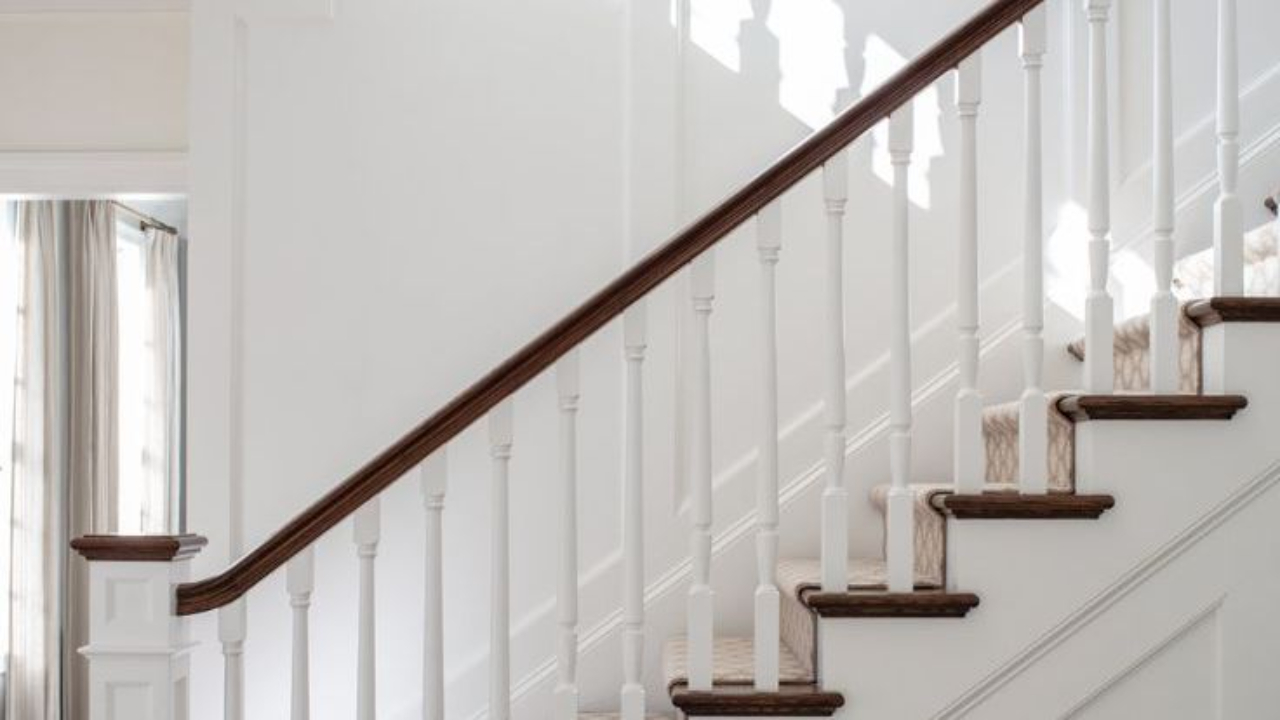 Stairs, balustrades and handrail