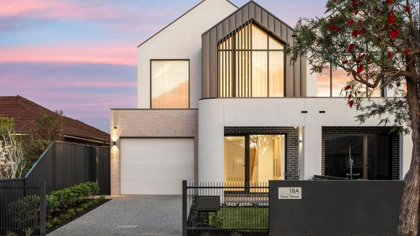 How to use Colorbond Monument