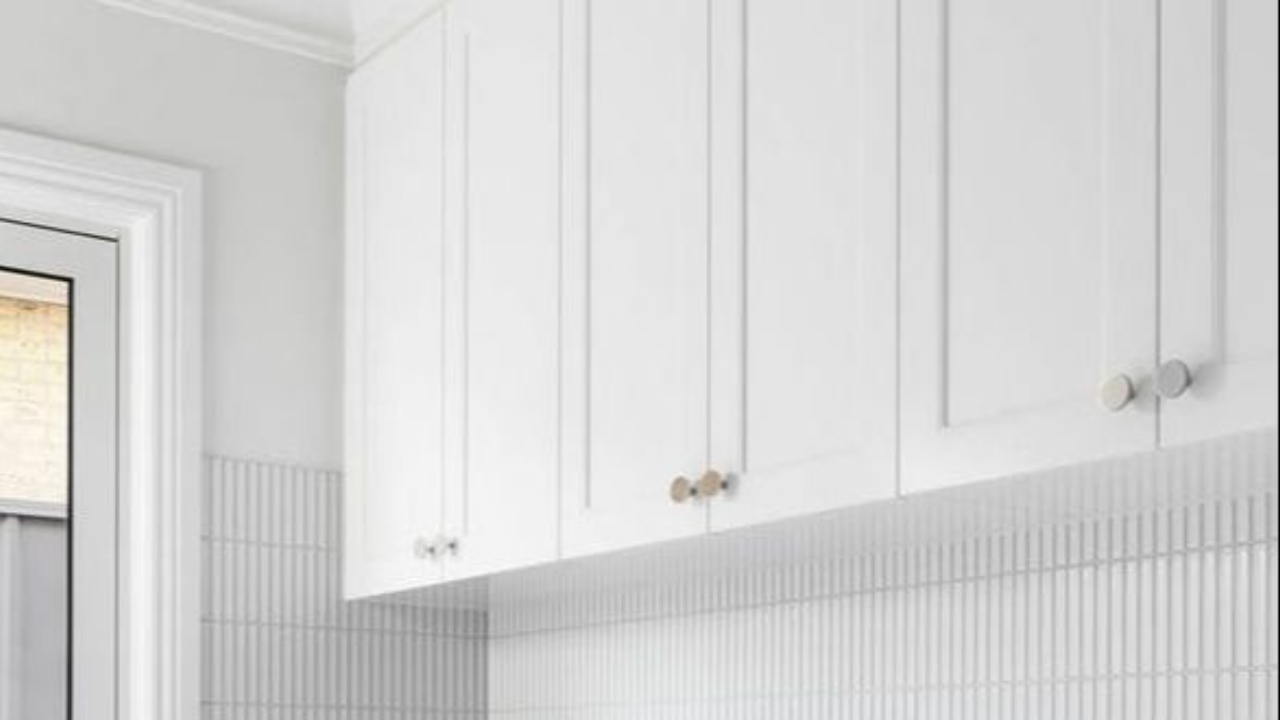 How to use Dulux Snowy Mountains