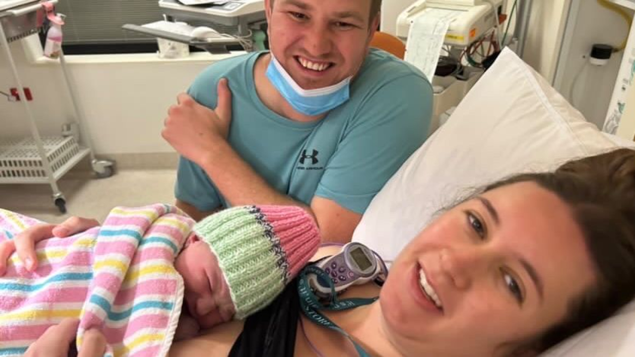 Calmbirth with Amy Watson. First time parent. Labour. Vaginal birth. Skin to skin. Breastfeeding. Partner Support