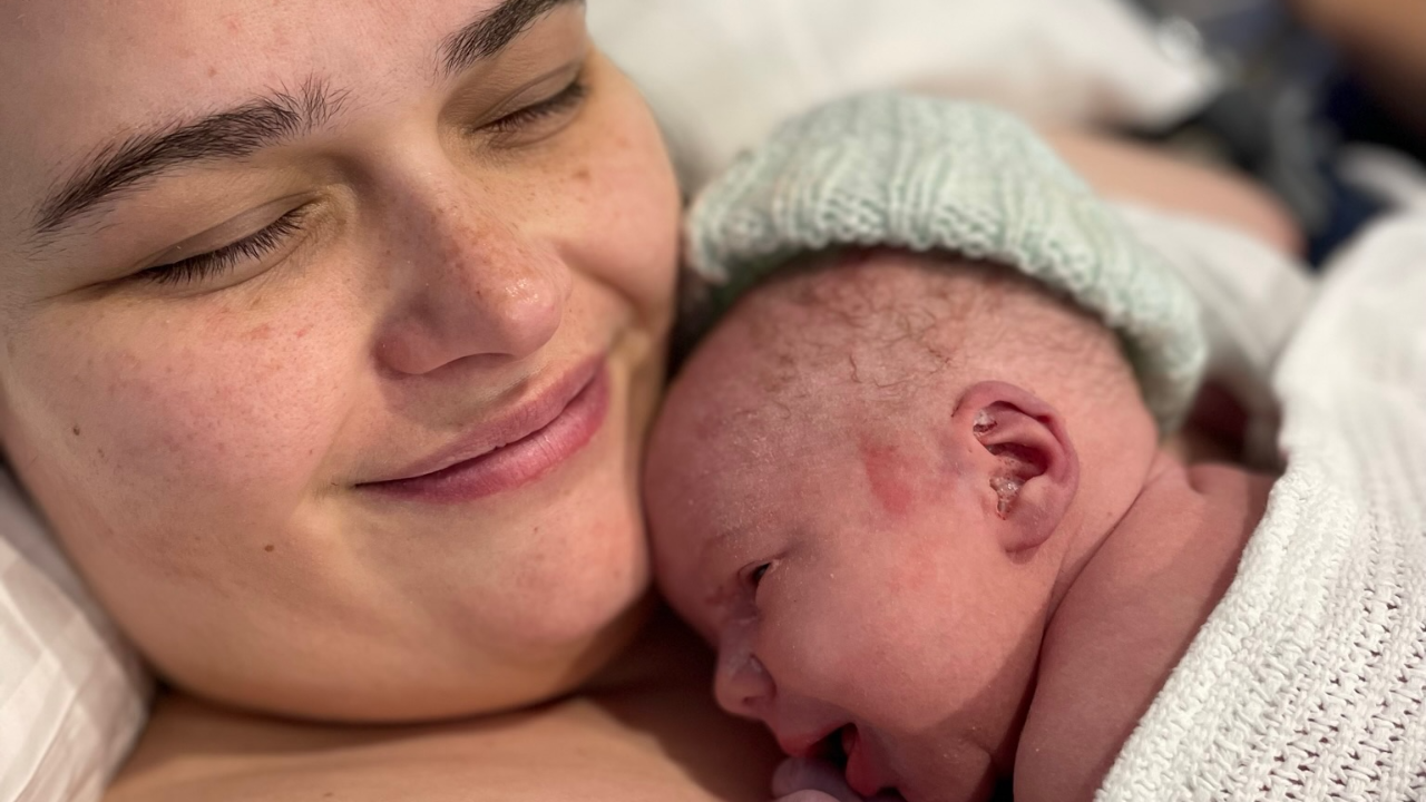 Calmbirth with Amy. First time parent. Single Mum by choice. Birth support. Prepared for all possibilities. Empowered and magical Caesarean birth. Skin to skin. Breastfeeding. 