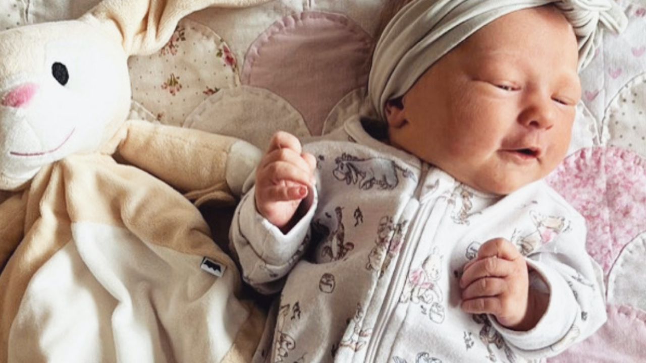 Calmbirth with Amy. Second time parents. Traumatic first birth. Healing second birth. Advocate. Physiological labour. Vaginal birth. Skin to skin. Breastfeeding. Positive birth experience. Partner Support. 