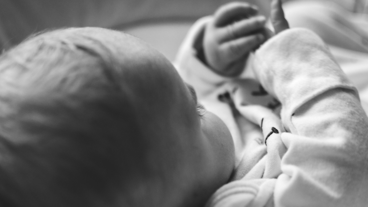 Calmbirth with Amy Watson. Second time parents. Physiological labour. Vaginal birth. Water birth. Skin to skin. Breastfeeding. Partner support. Student midwife. 