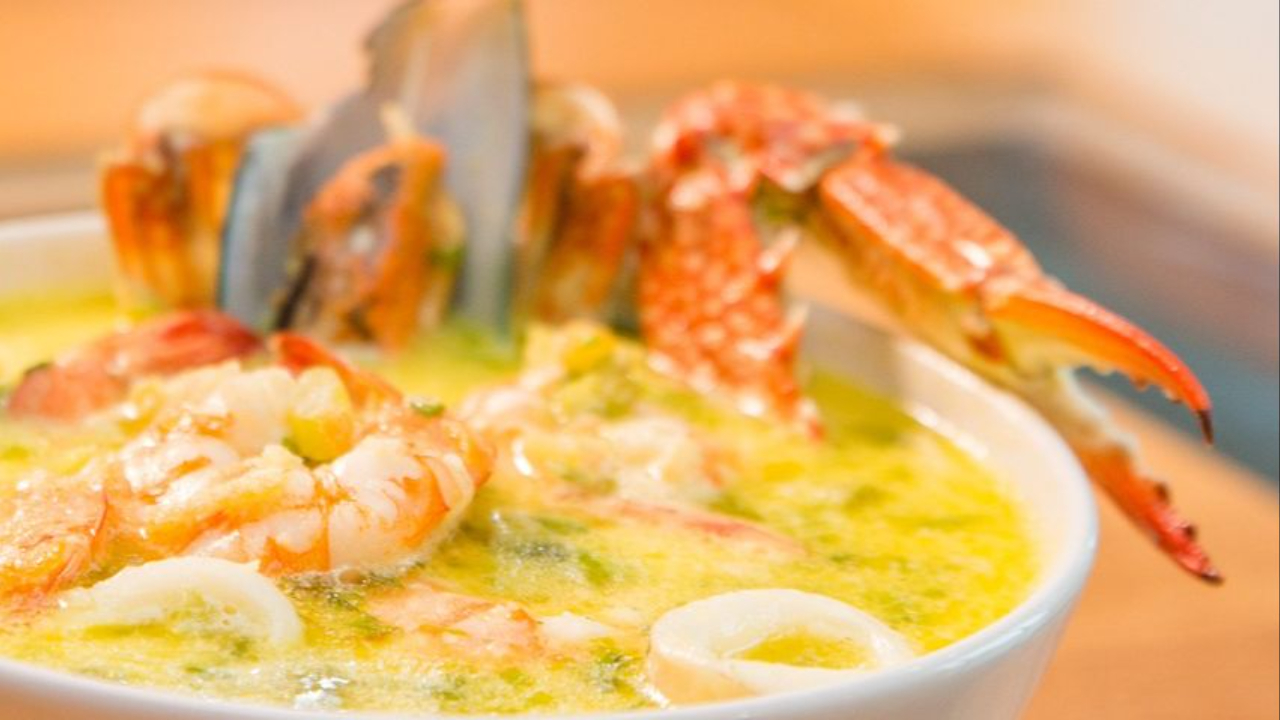 brain health  brain nutrition  seafood and brain health  DHA and brain development  vitamin B12 deficiency  vitamin A and brain function  neuroprotective foods  nutrients for cognitive function