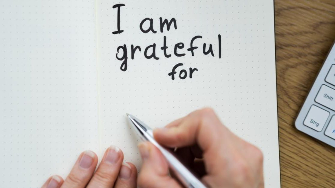 Self Care Starts With Self Awareness - 4 Ways To Improve Your Mindset And Happiness By Journaling