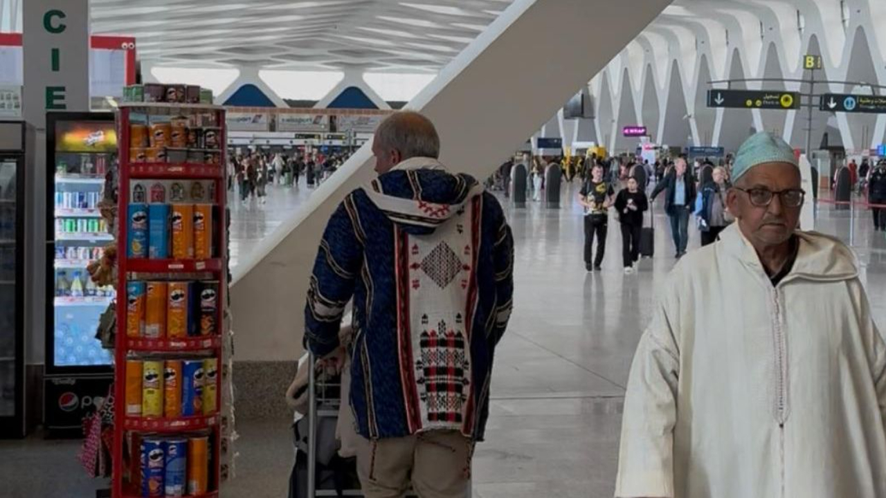 Abreise nach Köln am Flughafen in Marrakesch