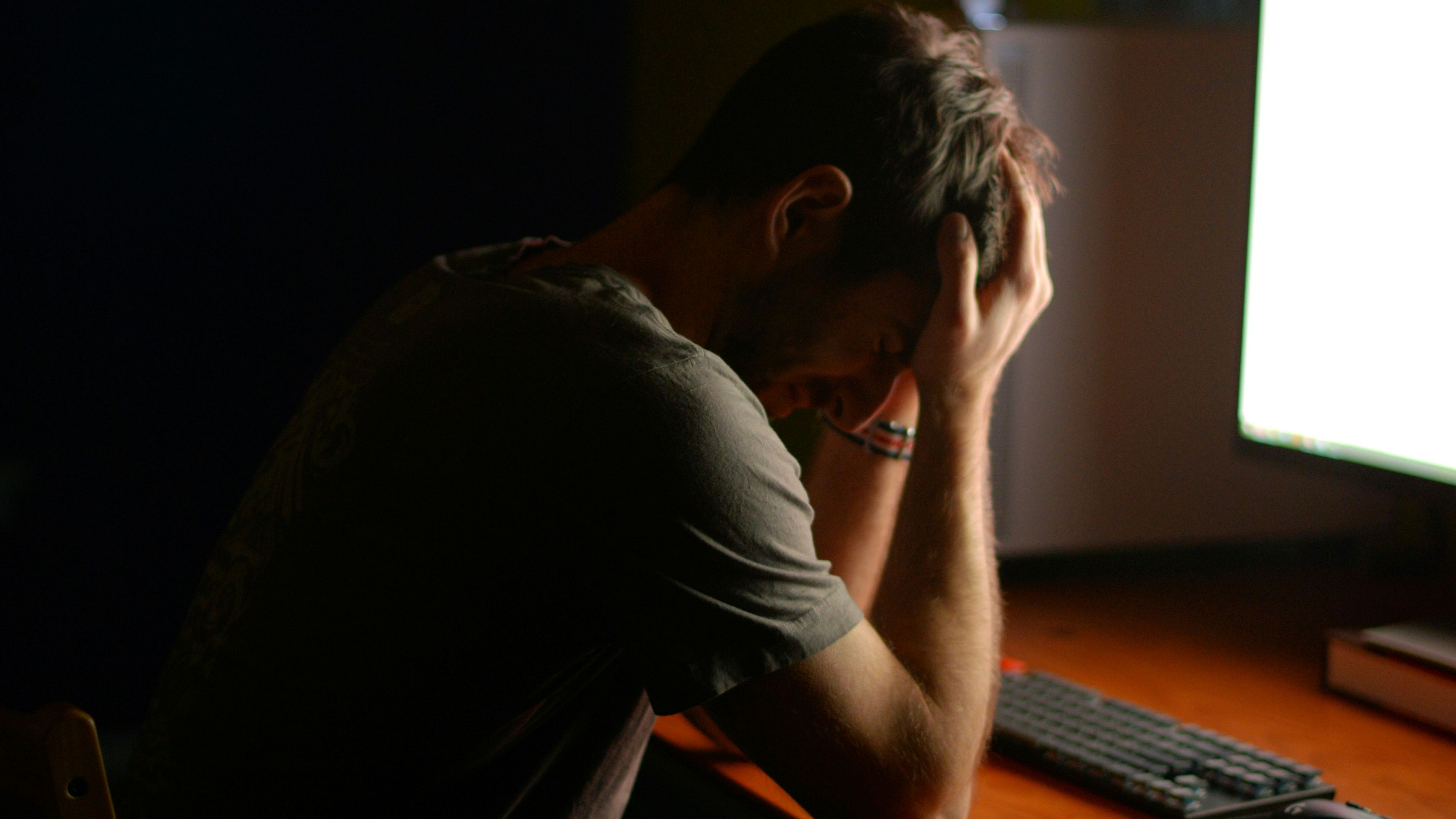 The Difference Between Being Alone and Being Lonely in Your Grief