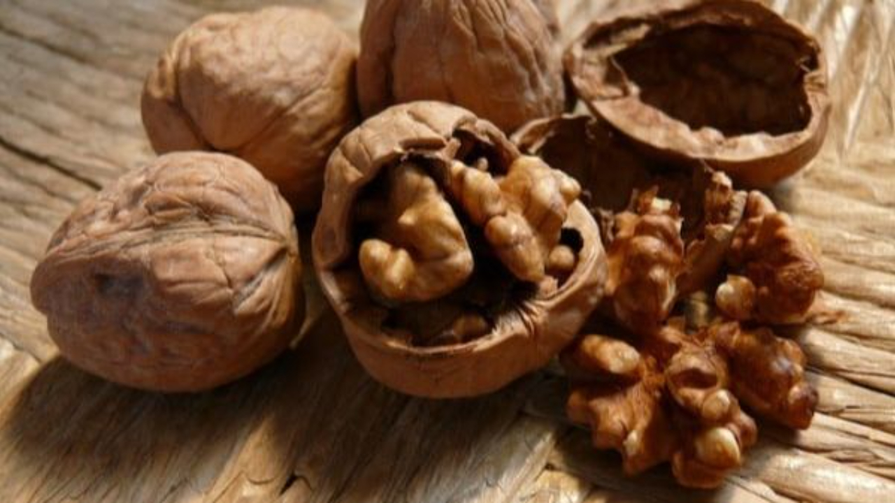 i-benefici-della-vitamina-E-per-proteggere-il-nostro-fegato