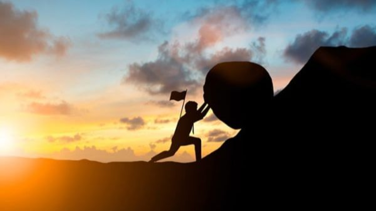 quando-hai-le-spalle-al-muro-mettiti-al-lavoro