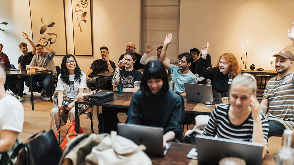 Creative professionals in learning environments