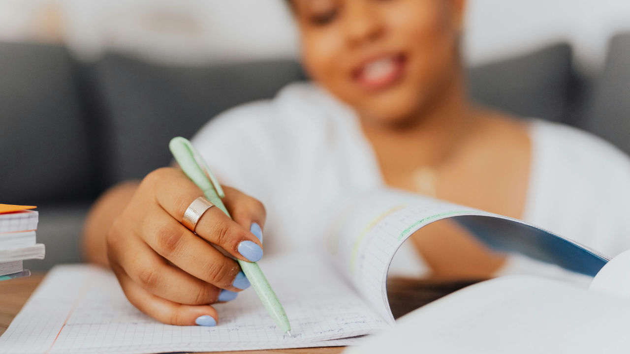 Difference between clinical notes and audit-ready documentation for therapists