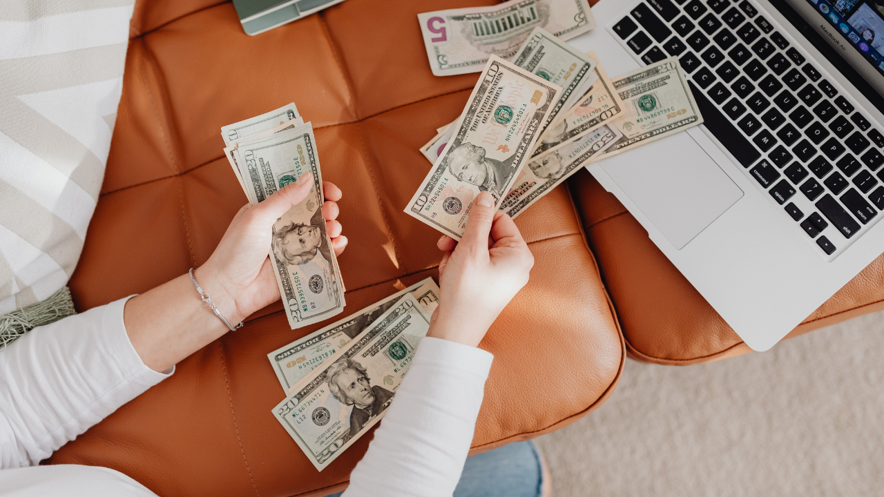 Therapist releasing money guilt and learning to charge confidently in private practice