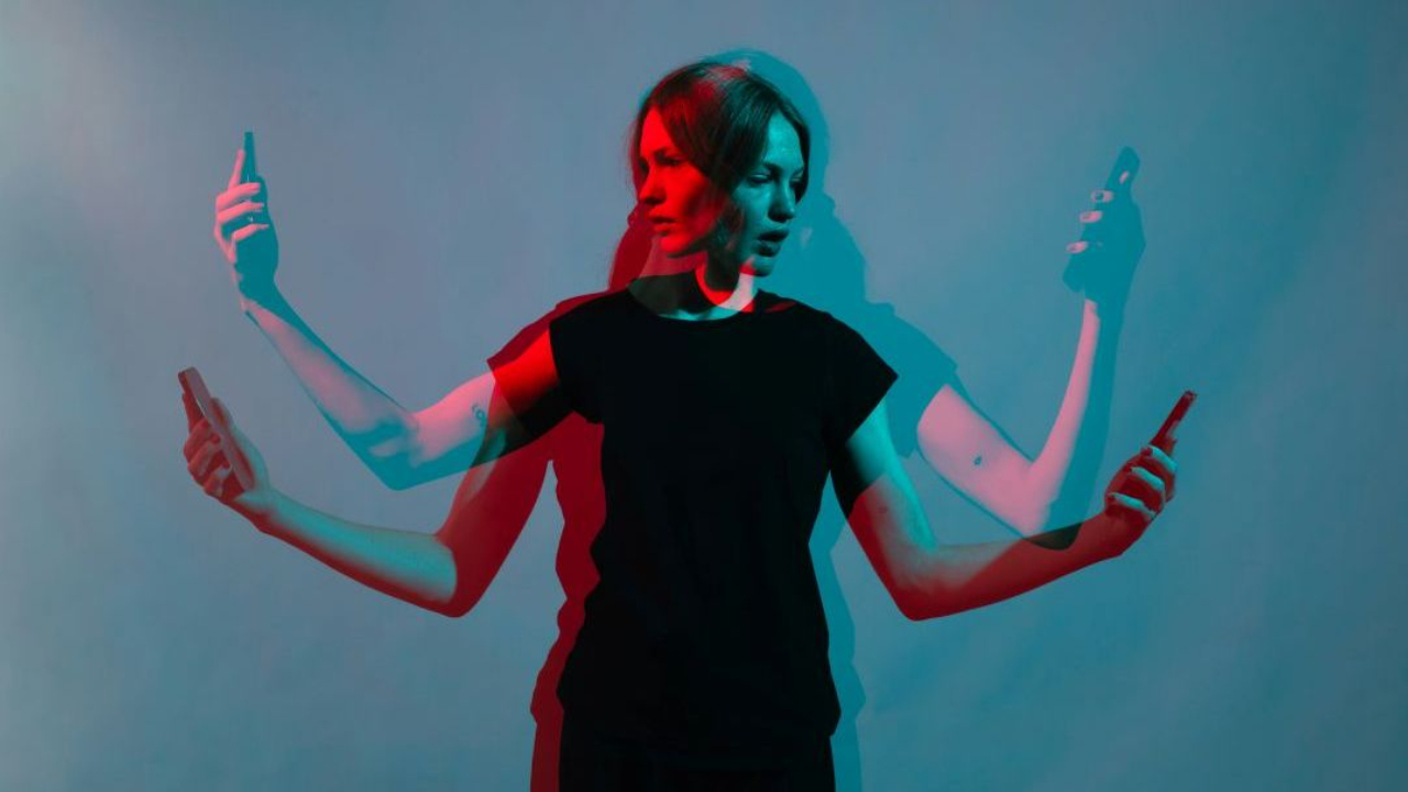 girl on multiple social medias