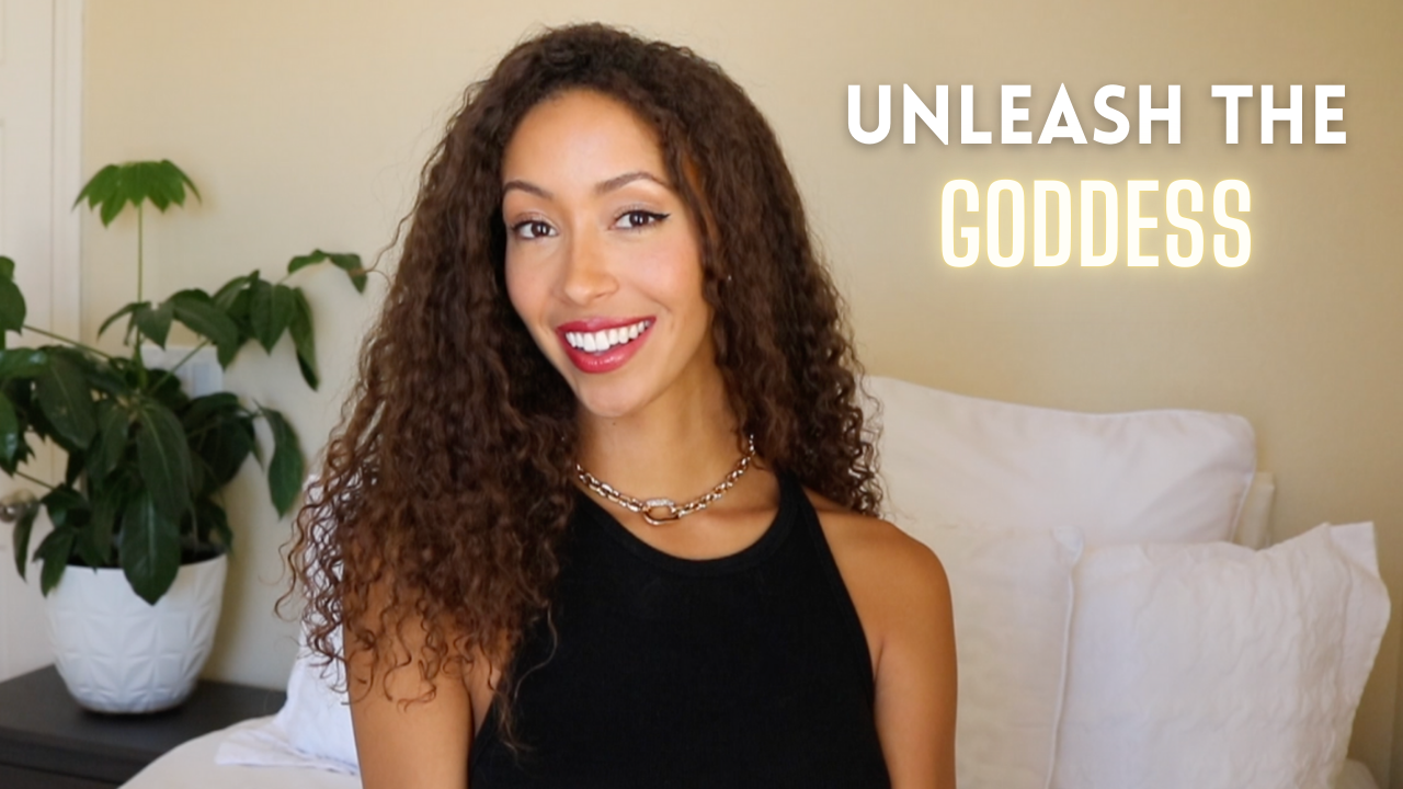 Alexis Smith with a text saying unleash the goddess