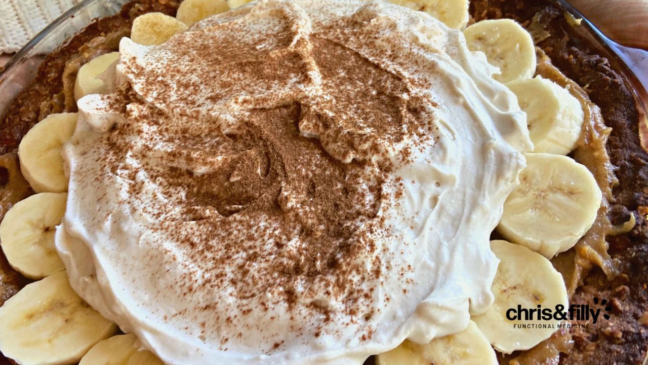 Banoffee Pie on a round glass container.