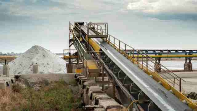 Salt mining and processing showing potential for heavy metal contamination