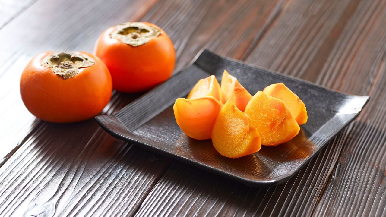 persimmons, plant based diet, plantbased eating, Fall fruit, nutrition, meal ideas, ingredient spotlight, whole foods