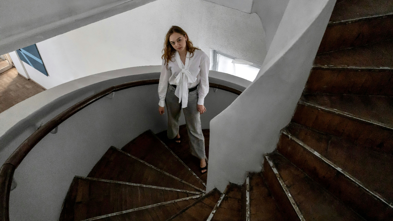 High performance growth concept showing stages of change from awareness to mastery.