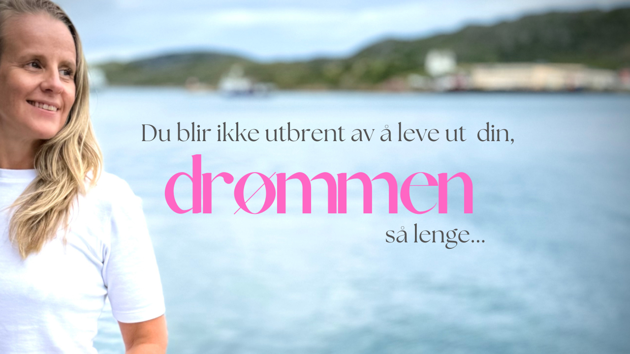 Kvinne som jobber kreativt i tråd med sitt sjelsoppdrag