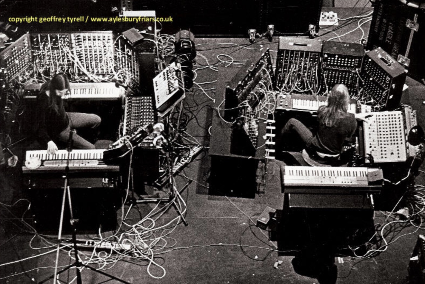 tangerine dream live analog synthesizer performance vintage setup
