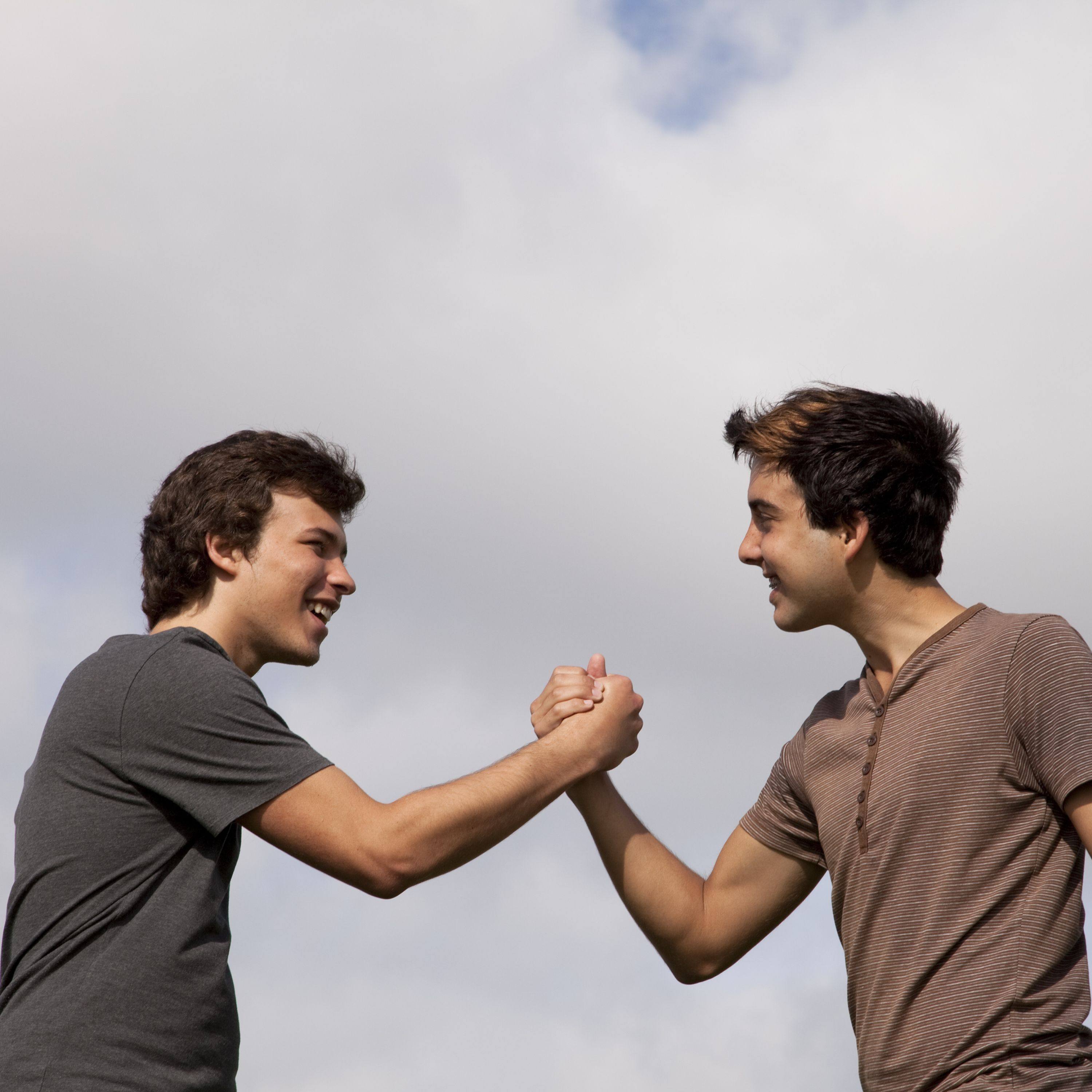 Motivational Monday - Building Massive Friendships episode artwork