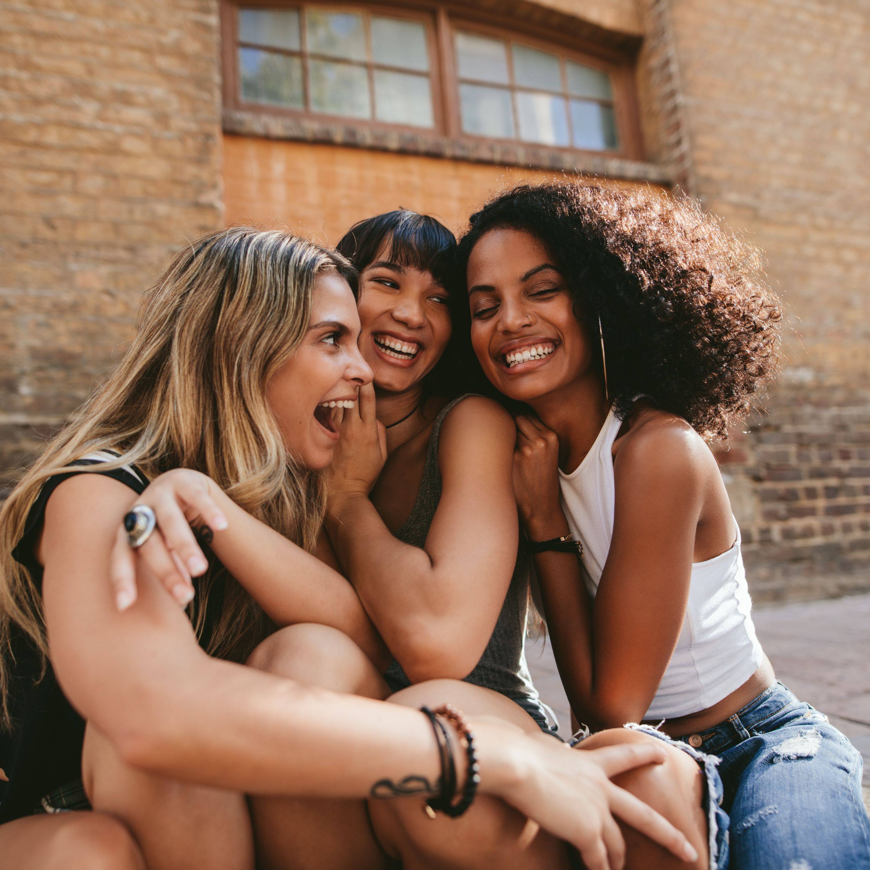 Motivational Monday - Building Massive Friendships episode artwork