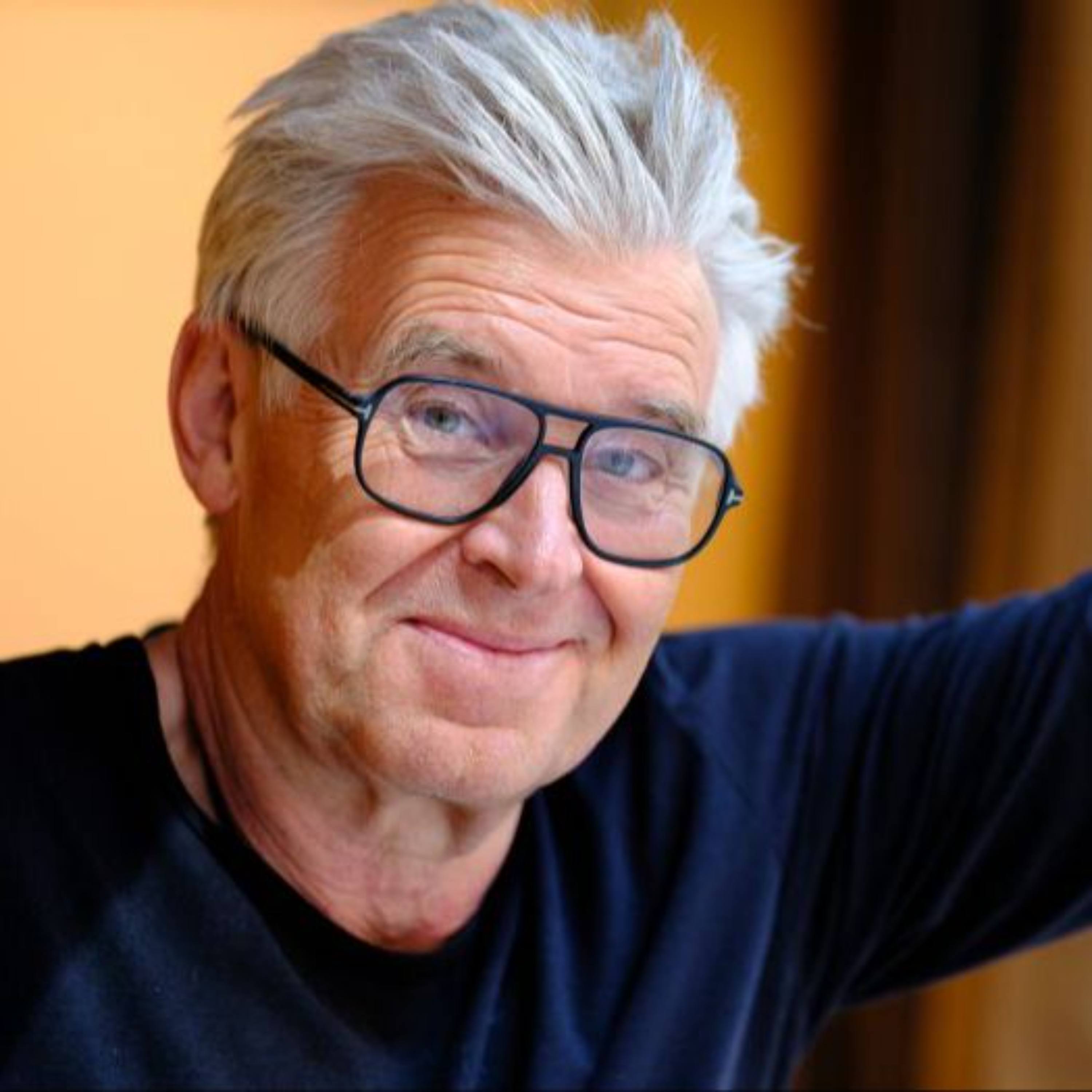 Relationer & AI – hopp, hot eller samarbete