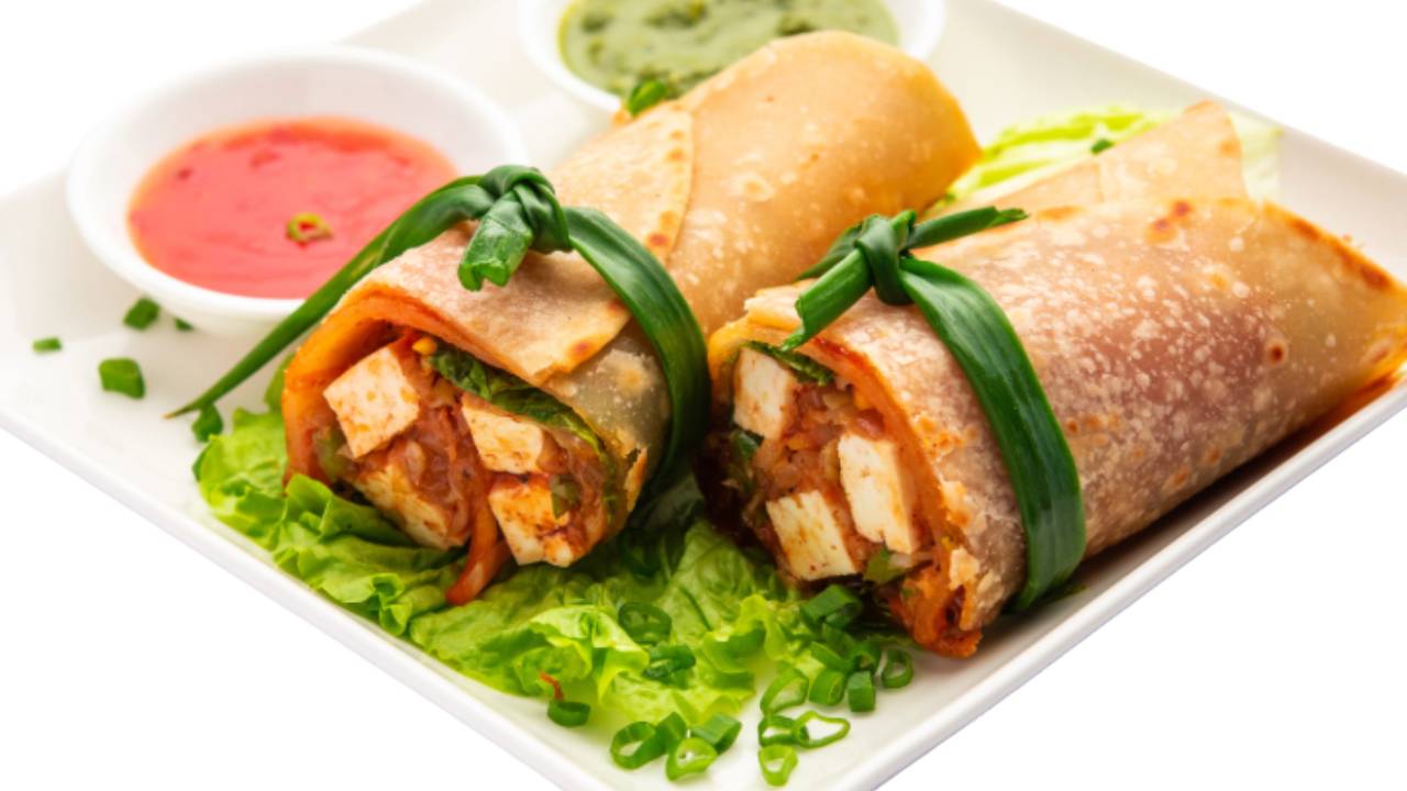 Paneer kathi roll