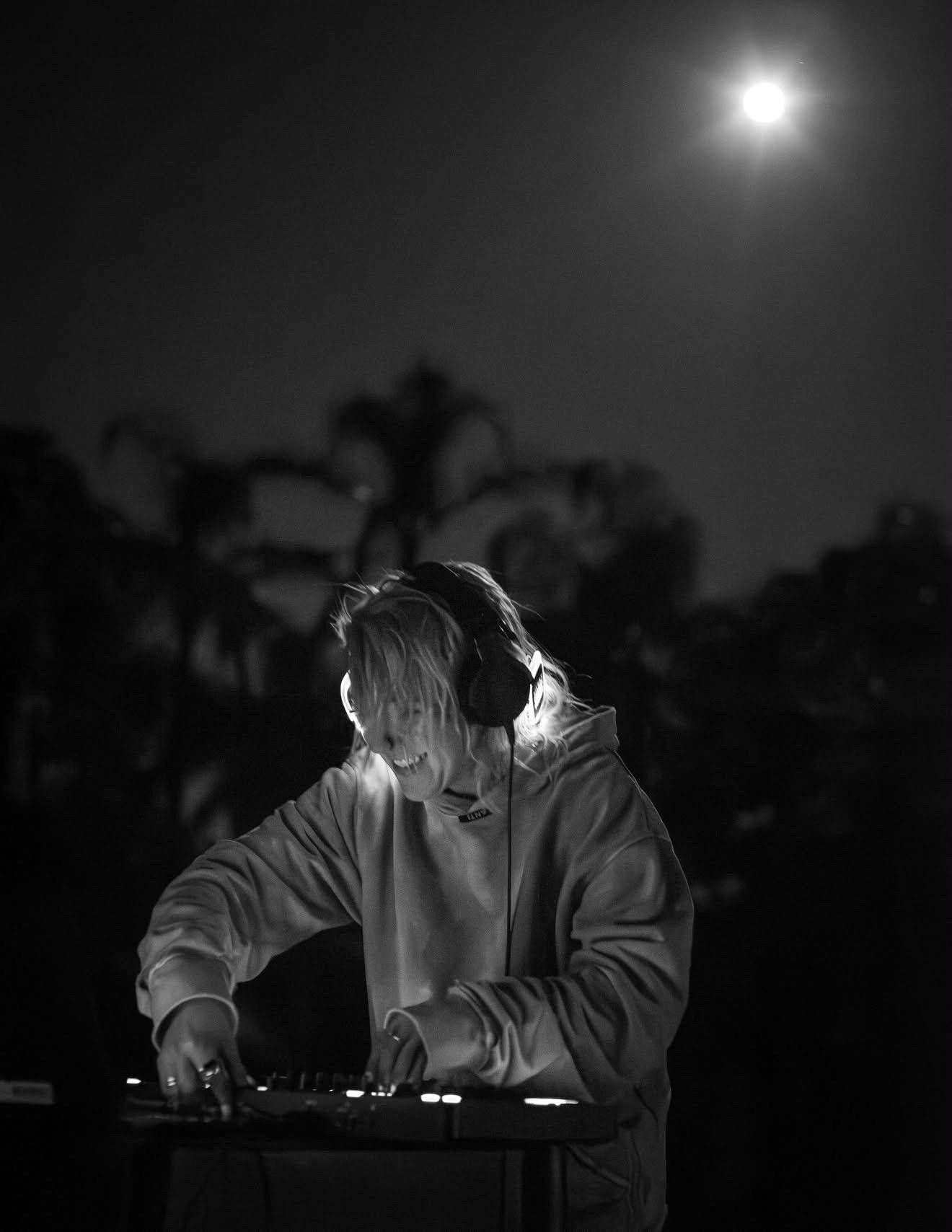 Charlie Abra guiding a somatic practice