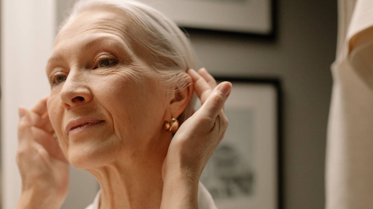 Understanding the Link between Menopause and Headaches and Migraines