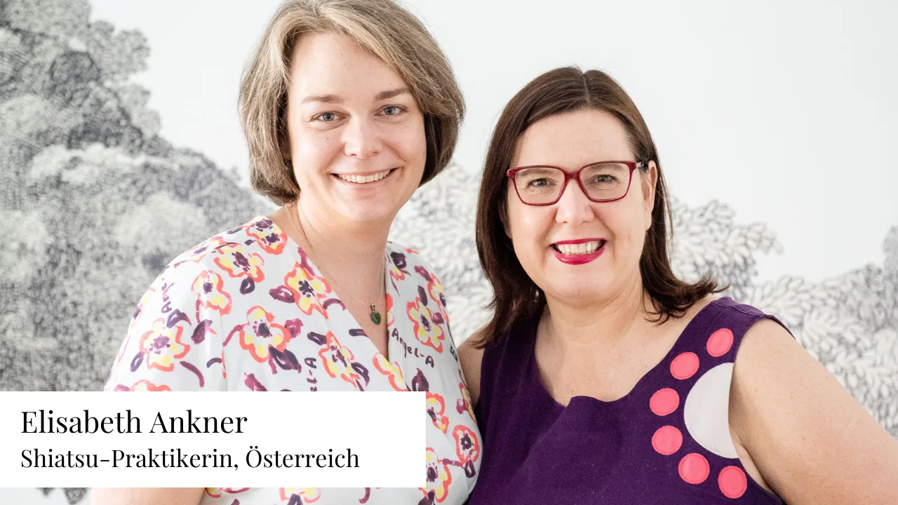 Elisabeth Ankner, Shiatsu-Praktikerin aus Österreich, mit Dr. Claudia Nichterl