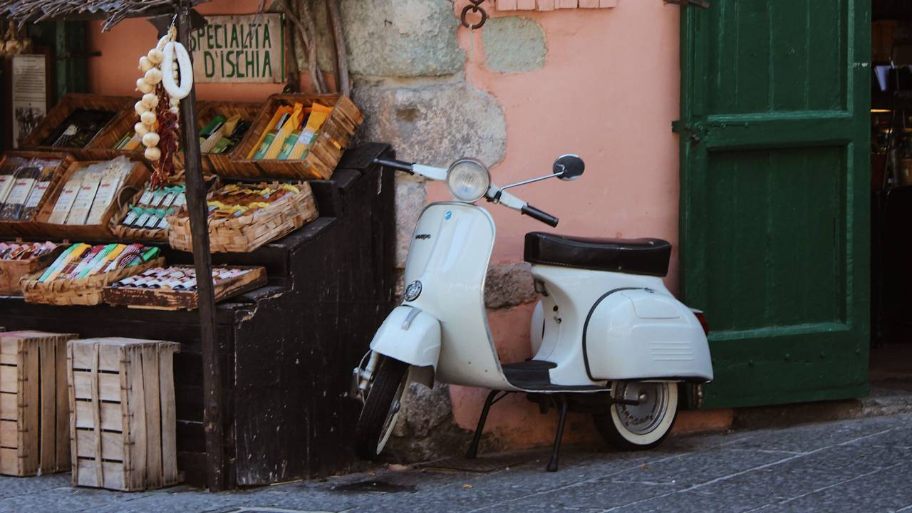 Marketing Mastery: Owned, Paid, Earned and Borrowed Media Channels