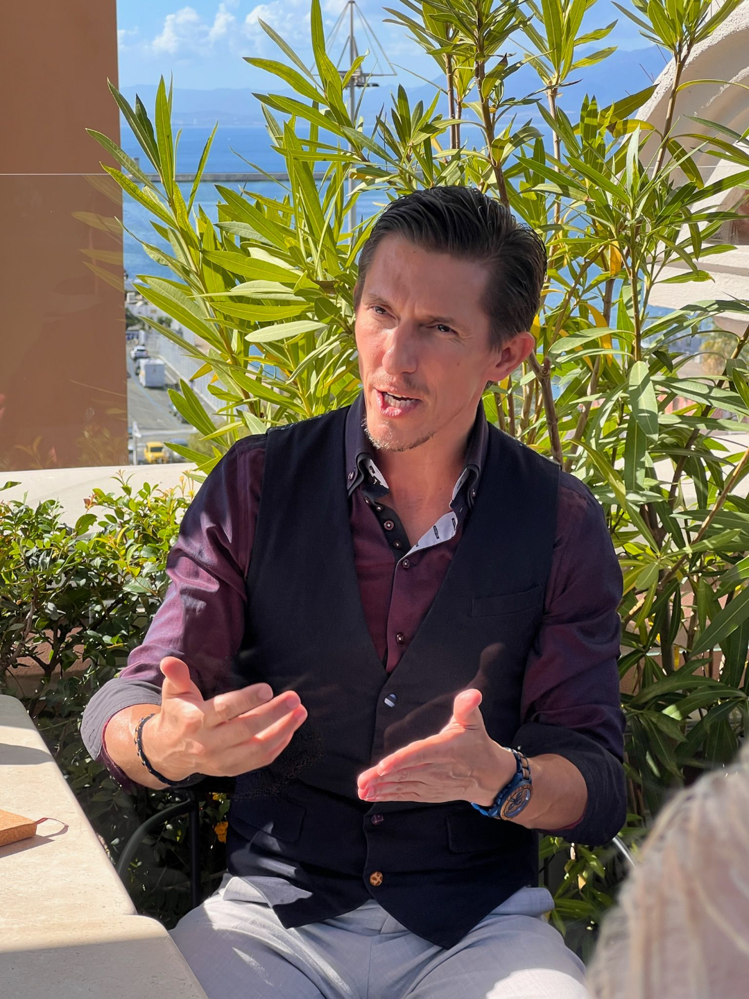 Stephan Poschik, host of the Freedom Entrepreneurship Mastermind Sardinia