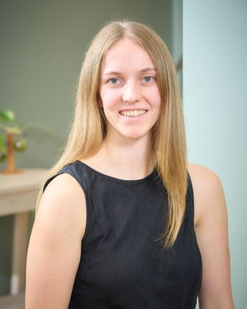 Dr Alysha Roberts