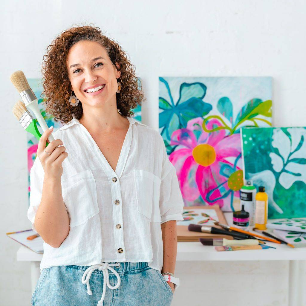 Ros Gervay - Australian modern botanical artist in Sydney