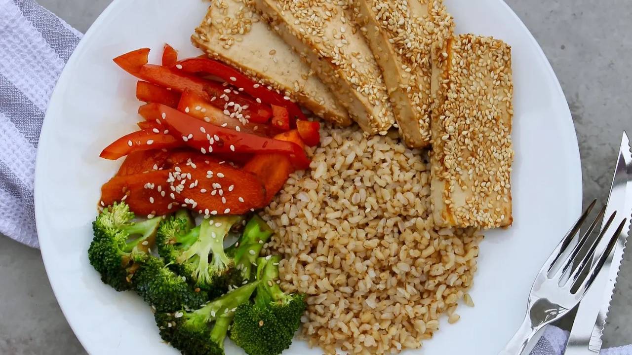 Low FODMAP Sesame Crusted Tofu IBS Recipe Dietitian Approved