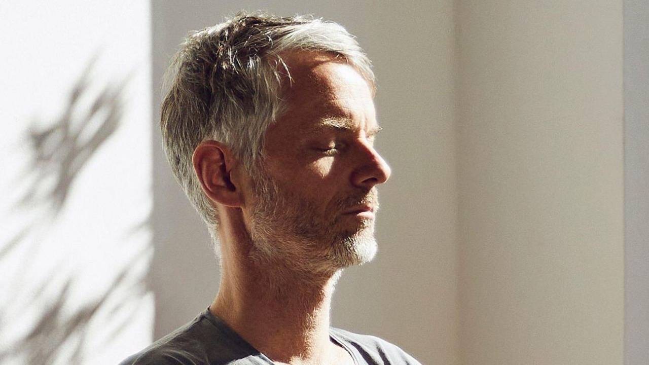 Dharma Moon Graduate Lucienne Di Tempora teaching a meditation workshop