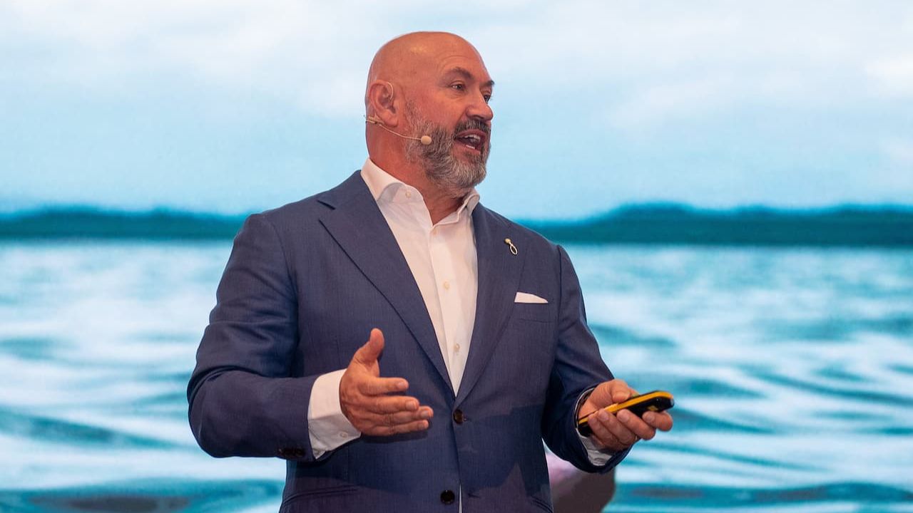 Top Motivational Speaker Singapore: Andrew Bryant interview