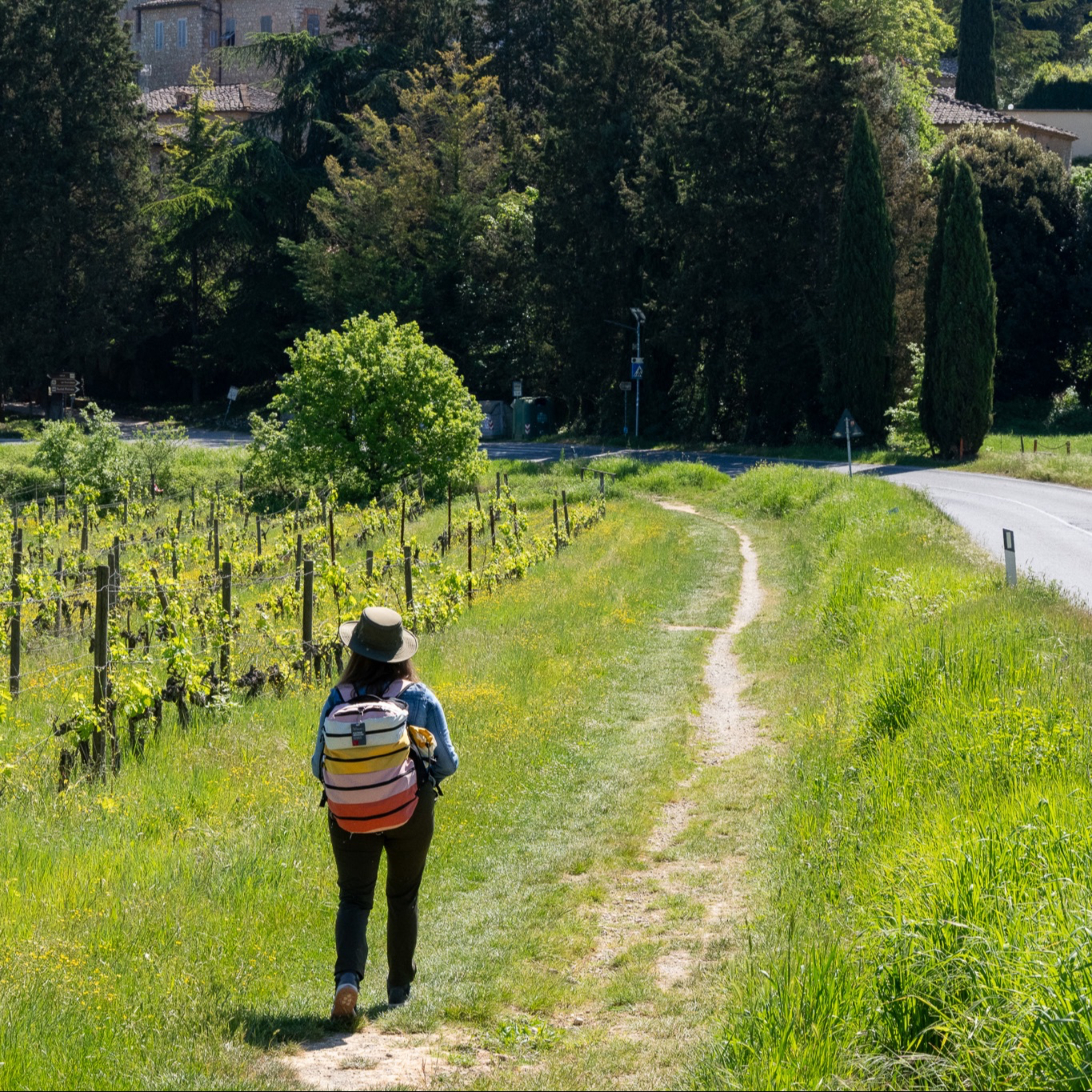 Episode 172 - Walking Through Tuscany with Macs Adventure | Self-Guided Italy Travel episode artwork