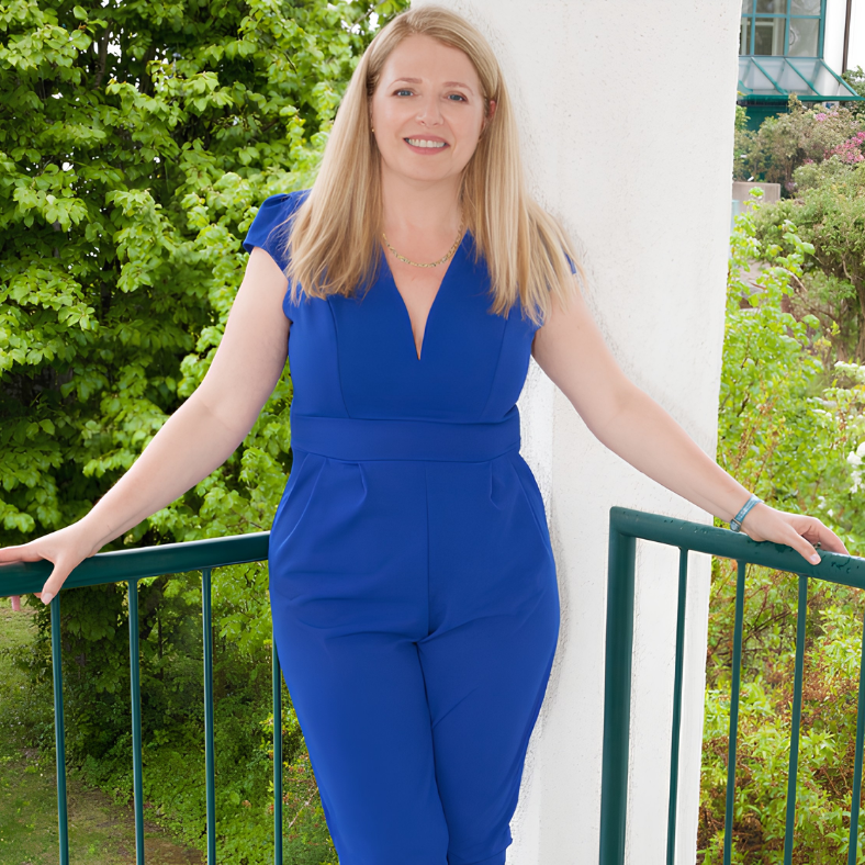 Ilana Jankowitz, female entrepreneur, featured in Create Evolve Overcome Magazine by The Female CEO
